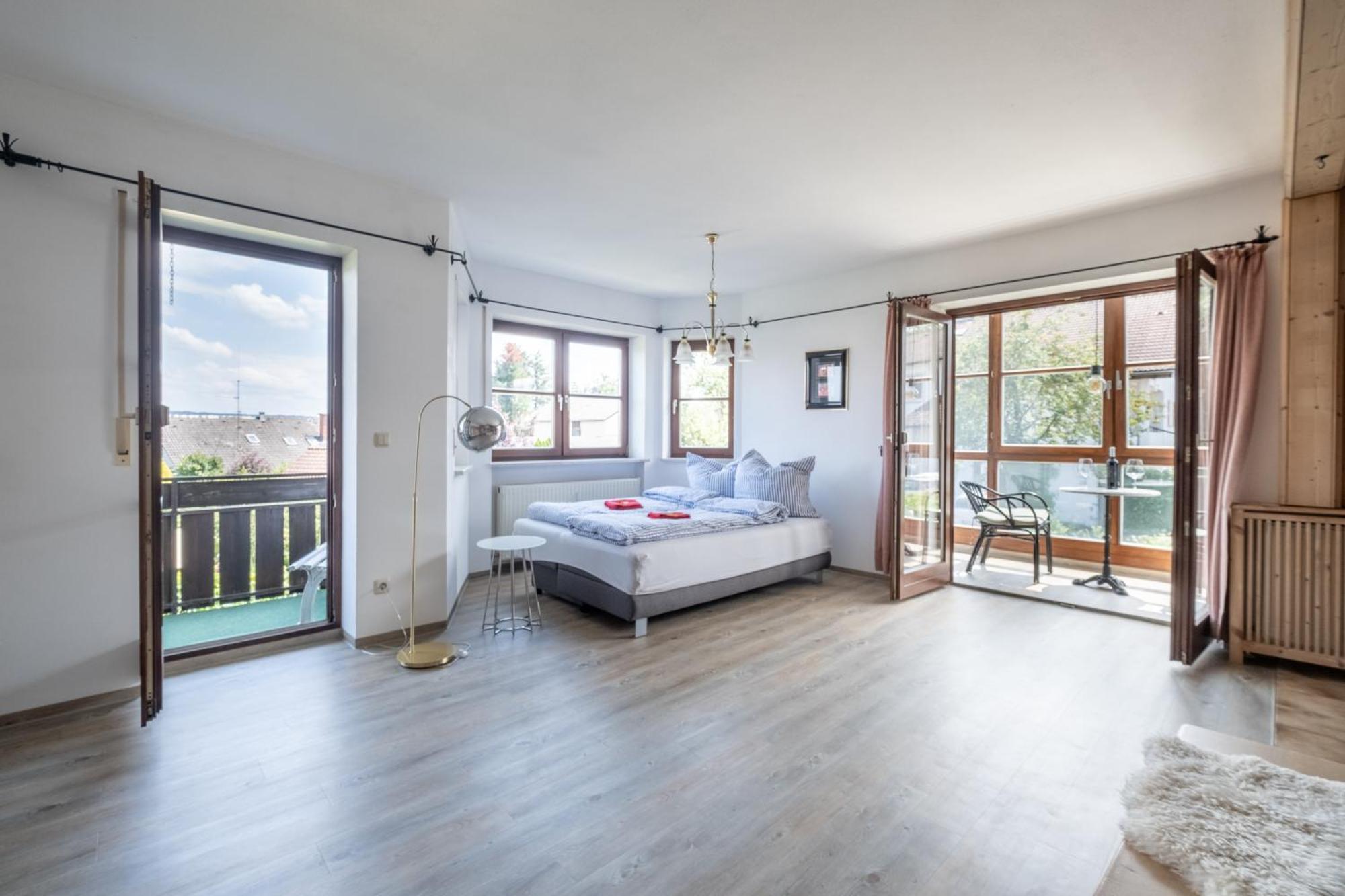 Gemuetliches Wohlfuehl-Apartment Mit Perfektem Seeblick Dießen am Ammersee Zewnętrze zdjęcie